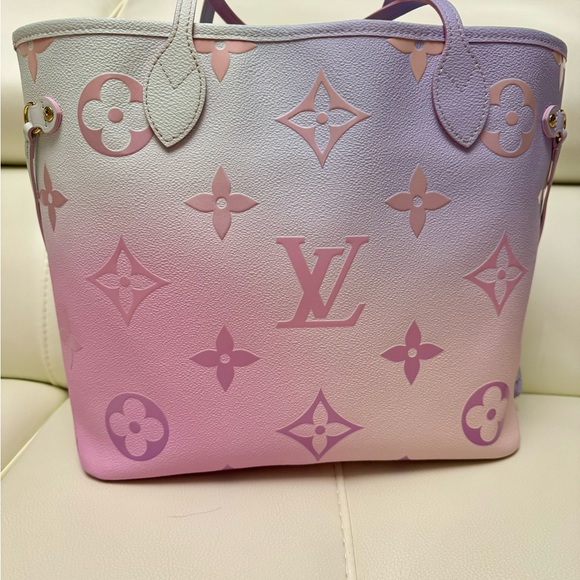Louis Vuitton Neverfull in Sunrise pastel - Picture 5 of 7